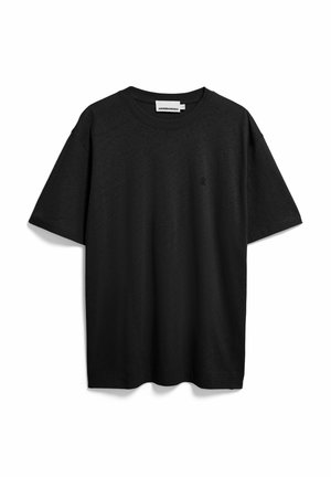 Schwarzes T-Shirt mit kurzen Ärmeln und Rundhalsausschnitt, mit kleinem gesticktem Logo auf der linken Brust und einem Etikett am Halsausschnitt.