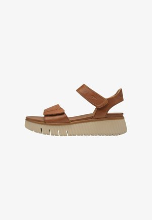 Sandalen met plateauzool - nut