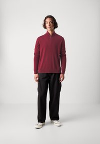 Selected Homme SLHBERG HALF ZIP  - Jumper - syrah