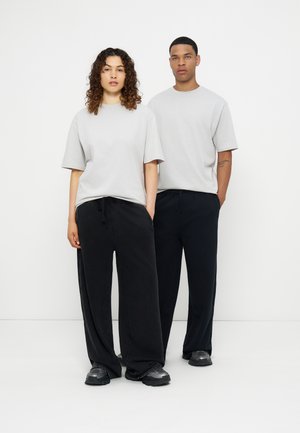 YOURTURN, UNISEX 2 PACK - T-shirt basique - light grey/dark brown