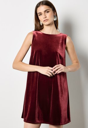 BOW BACK SWING - Vestido de cóctel - burgundy