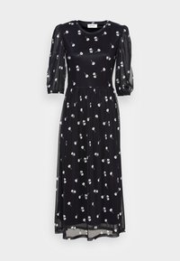 Schwarzes Kleid mit kurzen Puffärmeln und Rundhalsausschnitt, versehen mit weißer Blumenstickerei und einem fließenden, knöchellangen Rock.