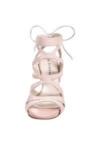 Sandalo con tacco alto in suede rosa con molteplici cinturini incrociati, punta aperta arrotondata e design con lacci. Accento rosa liscio sulla punta.