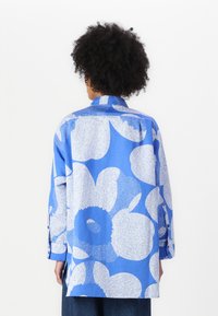 Marimekko HEITTO UNIKKO - Skjortebluse - blue/white