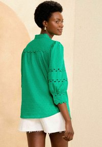 Love & Roses RIC RAC TRIM - Camicia - green