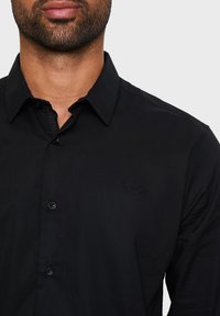 Threadbare OLLY LUXE - Zakelijk overhemd - schwarz