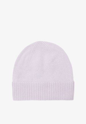 Lilafarbene gestrickte Mütze mit geripptem Saum, die eine glatte Textur mit einer verjüngten Spitze aufweist und ohne sichtbare Muster oder Beschläge ist.