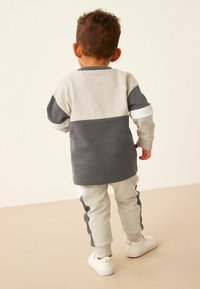 Next LONG SLEEVE COSY COLOURBLOCK AND JOGGERS SET  - Træningssæt - charcoal grey monochrome