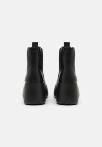 Even&Odd Botines con plataforma - black