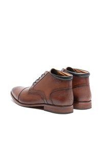 Redskins VISUEL - Stringate eleganti - cognac