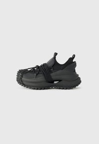 Sapatilhas - black