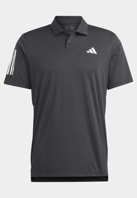 Dunkelgraues Poloshirt mit klassischem Kragen, kurzen Ärmeln, drei weißen Streifen an einem Ärmel und einem weißen Logo auf der Brust.
