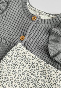 Next SET 3 PIECE szary