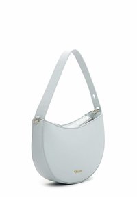 Niebieska skórzana torba na ramię o zaokrąglonym kształcie, z zamkiem błyskawicznym i pojedynczym regulowanym paskiem. Ozdobiona złotymi elementami metalowymi.