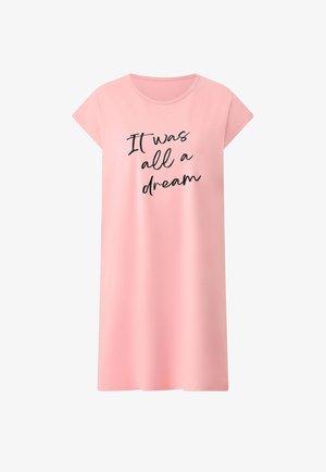 Pink kortærmet kjole med rund halsudskæring, med sort skrift "It was all a dream" på forsiden.