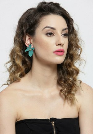 Earrings - green