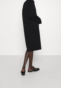 Tiger of Sweden Abito in maglia - black
