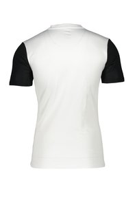 Kurzärmliges Sportshirt mit schwarzen Ärmeln und einem weißen Körper aus einem strukturierten, atmungsaktiven Stoff. Dezente Nähte auf der Rückseite.
