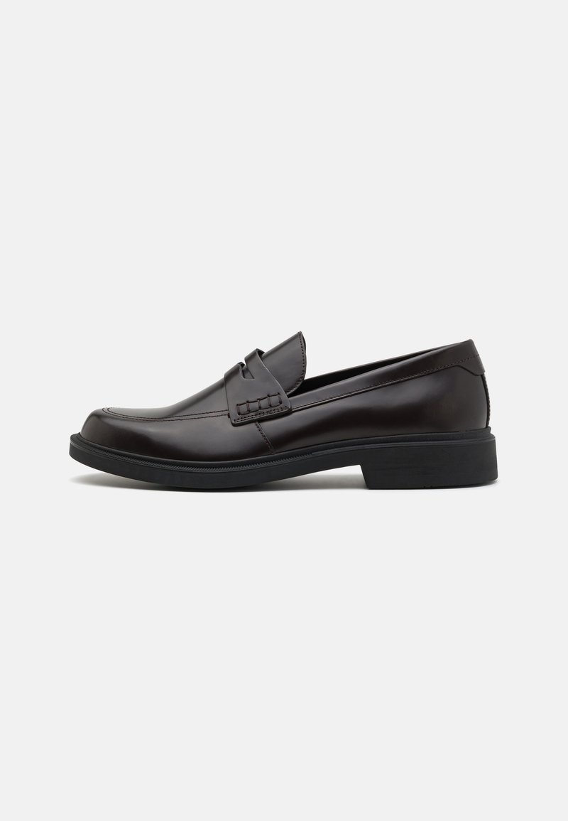 BOSS RONNIN - Smart slip-ons - bitter chocolate