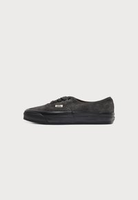 Non sélectionné, hairy suede faded black