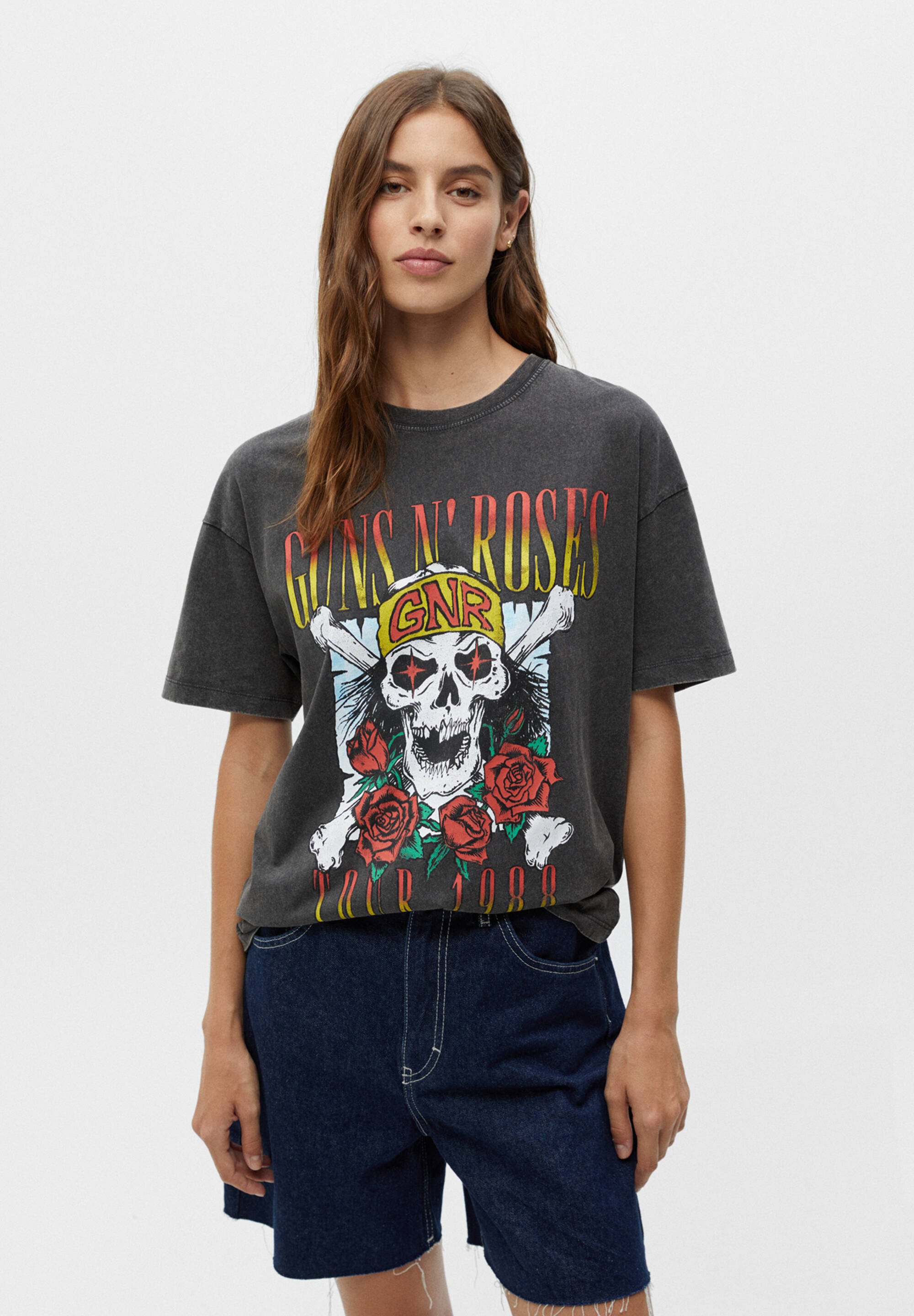 pull and bear skull t shirt