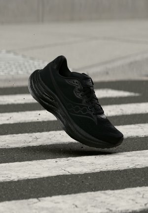Saucony, RIDE 19 - Παπούτσια για τρέξιμο σε δρόμο - triple black