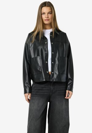 STYLISCHE MIT MODISCHEN FRONTTASCHEN - Kunstlederjacke - schwarz
