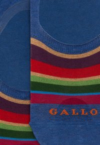 Calze di cotone con una base blu e strisce orizzontali in rosso, verde, viola e arancione. Logo "GALLO" arancione sulla parte del piede.