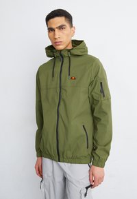 Ellesse - BATTALIO JACKET - Lichte jas - khaki Miniatuurafbeelding 1