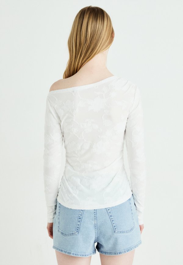 ASYMMETRIC  - Long sleeved top4