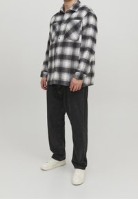 Jack & Jones Lehká bunda - grey