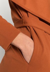 VILA Short coat - brown