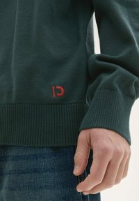TOM TAILOR DENIM BASIC ROLLKRAGEN - Strickpullover - dark gable green