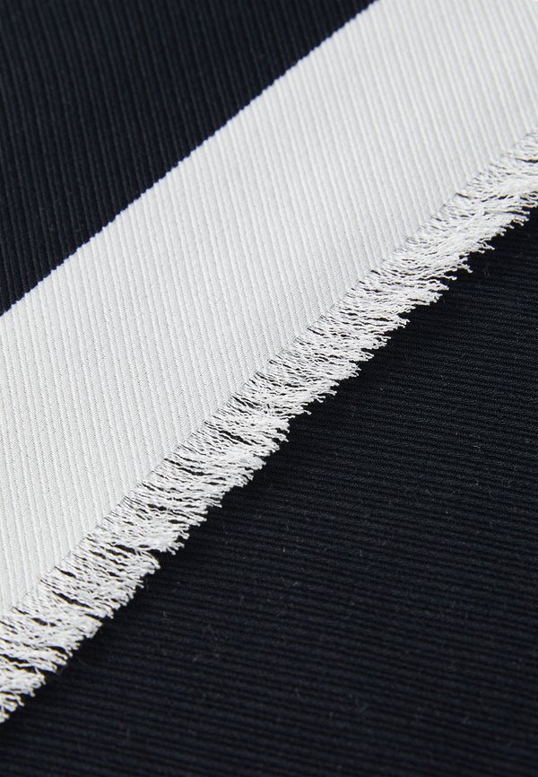 BOLD LOGO CONTRAST SCARF - Foulard2