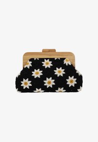 Kijelölve, black white