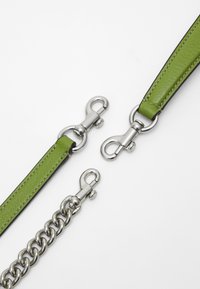 COACH CASSIE CROSSBODY BAG 19 - Borsa a mano - dark lime