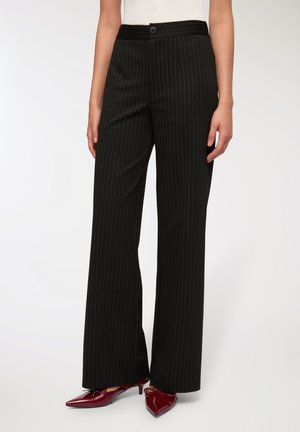 WIDE GESSATI - Pantaloni - var nero