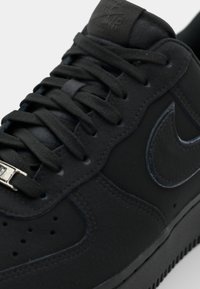 Nike Sportswear AIR FORCE 1 07 LV8 - Sneaker low - black