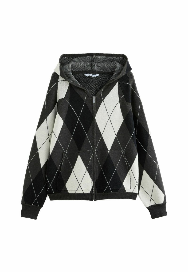 Kurtka z kapturem zapinana na zamek z czarno-białym wzorem w romby, z kieszeniami i ściągaczami przy mankietach. Wykonana z teksturowanej tkaniny.