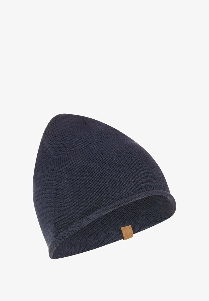 Strickmütze in Marineblau mit einer konischen Oberseite und einem umgeschlagenen Rand. Sie verfügt über ein kleines, braunes Lederetikett an der Seite.