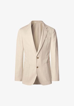 Beżowa bawełniana marynarka z kołnierzem, dwoma przednimi kieszeniami i zapięciem na dwa guziki, charakteryzująca się gładką teksturą i prostymi liniami.