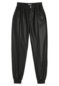 Mustat tekonahkaisista joustofroteisista housuista joustavalla vyötärönauhalla, sivutaskuilla ja joustavilla lahkeensuilla; sileä tekstuuri, hieman kiiltävä viimeistely.