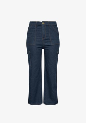 Pantalons cargo en denim bleu foncé avec une taille haute, poches à rabat sur les côtés et couture contrastante. Silhouette à jambes larges.
