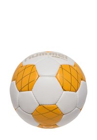 Vit och orange fotboll med hexagonalt mönster, tillverkad av syntetiskt material, med präglad detaljer och logotext.