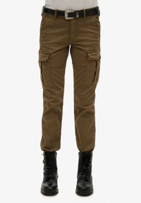 Superdry - MID RISE SLIM - Cargobroek - khaki Miniatuurafbeelding 1
