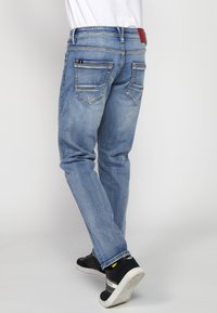 Koroshi Egyenes szárú farmer - azul cl light blue