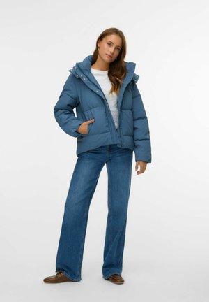 VMGRETAKYLIE NOOS - Winterjas - china blue