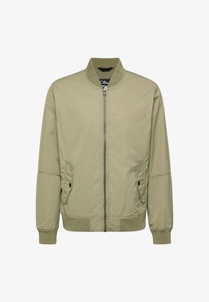 Hellolivgrüne Bomberjacke mit durchgehendem Reißverschluss, geripptem Kragen, Bündchen, Saum sowie zwei vorderen Klappentaschen mit Druckknöpfen.
