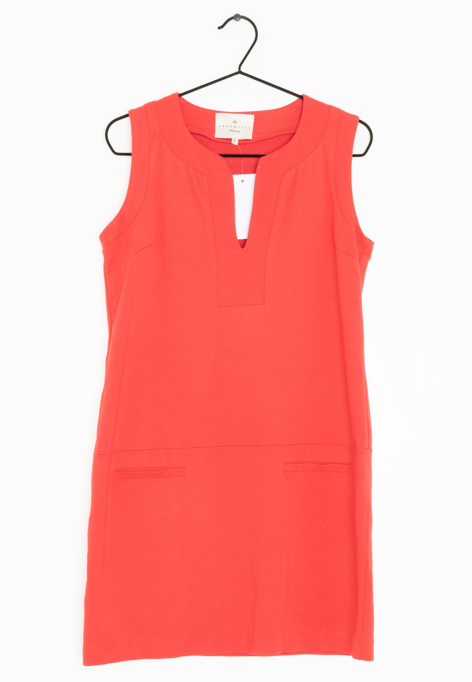 open lace back dress Abito Hibernate Rosso Essentiel Antwerp