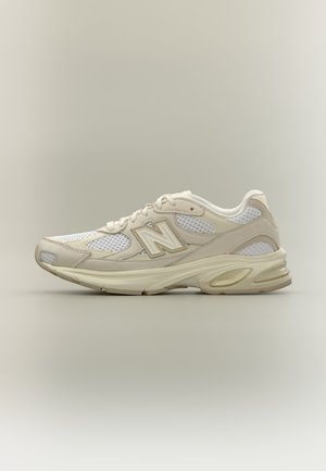 New Balance, U2010 UNISEX - Маратонки - white/off white